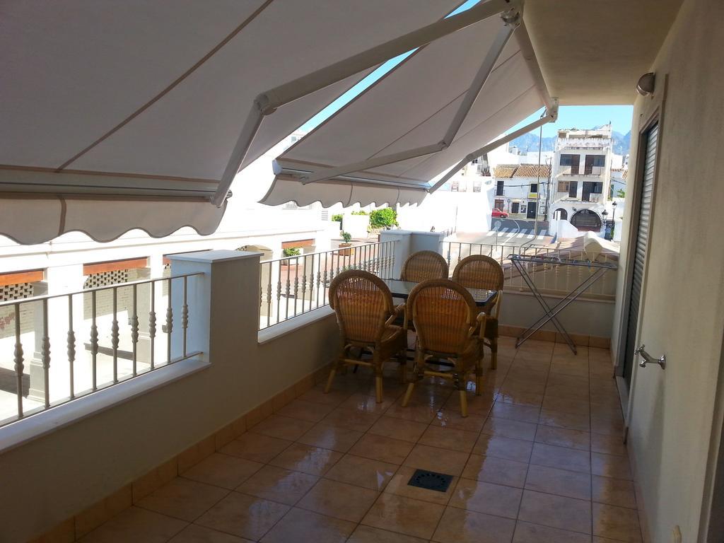 Apartamento Plaza Espana Нерха Екстер'єр фото